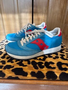Saucony Teal & Red Retro Running Sneakers